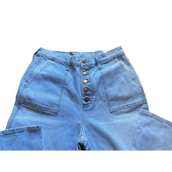 NWT Universal Thread Light Wash Blue Denim Vintage Jeans Women's Size 8 - Picture 12 of 12